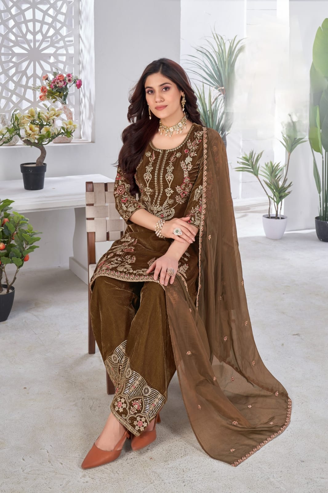 Velvet Punjabi Salwar Suit Set With Embroidery