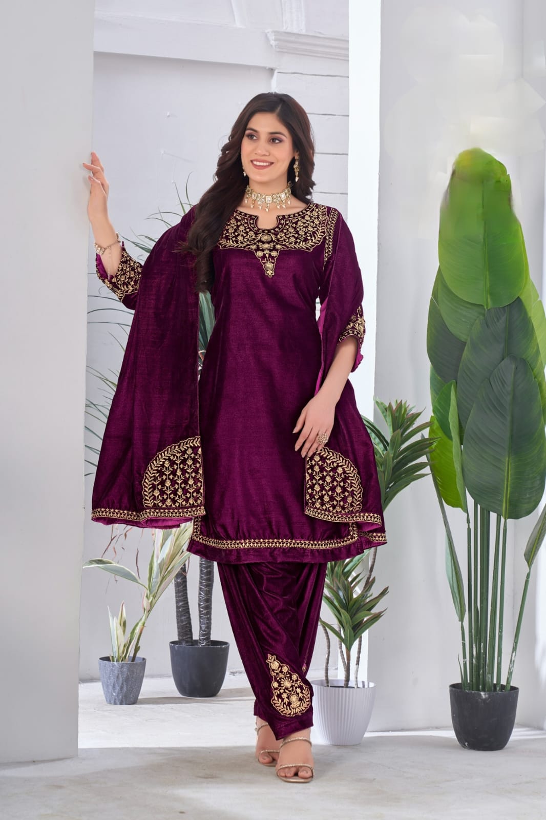 Velvet Salwar Suit Set With Embroidery